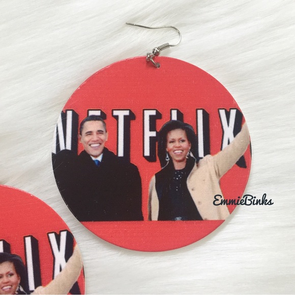 💥3for$28 New Obama Illustrated Photograph Drop Dangle Earrings - Picture 2 of 6